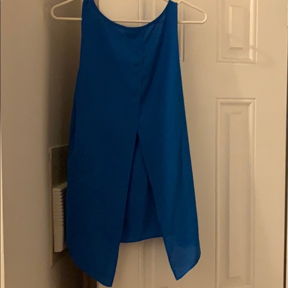 Sheet dark blue tank with open slit in the back - Picture 2 of 2